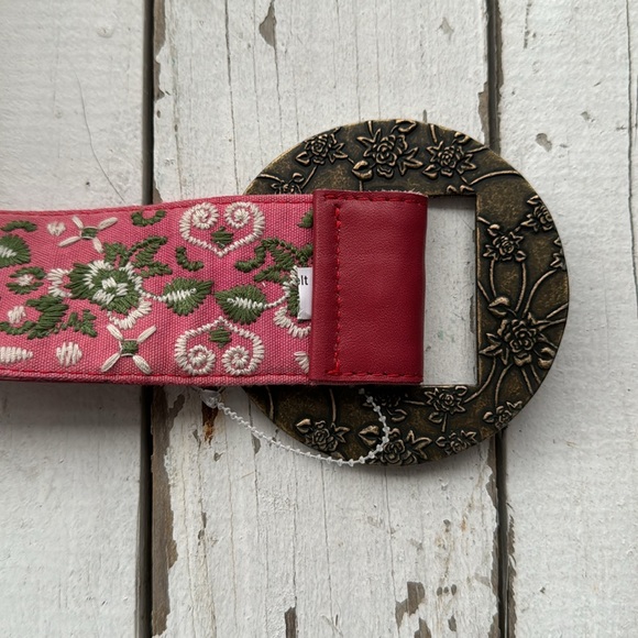 Vintage Leather Embroidered Belt Antique Buckle - Picture 3 of 3